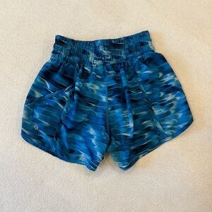 Lululemon Tracker Short V *4" Tidal Multi Size 4